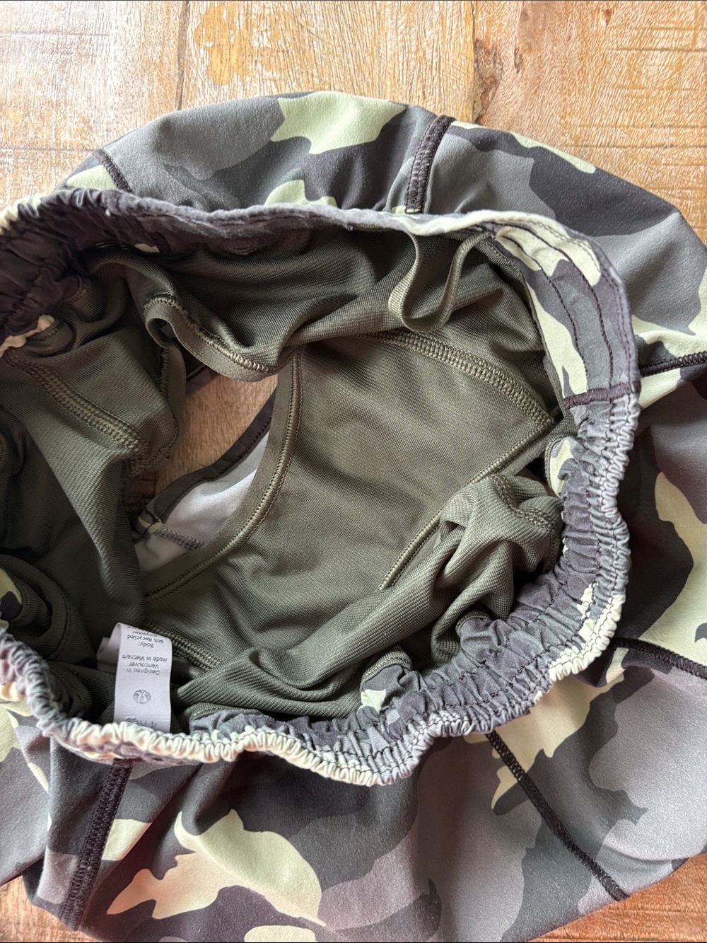 Lululemon Camo Women's Athletic Shorts size 4 - Picture 9 of 9